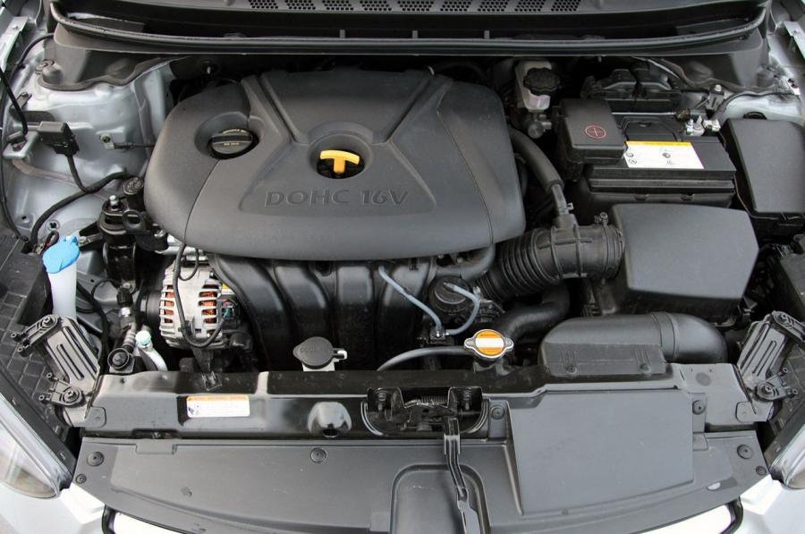  Hyundai Elantra Limited 2011 года  (фото 35 из 45)
